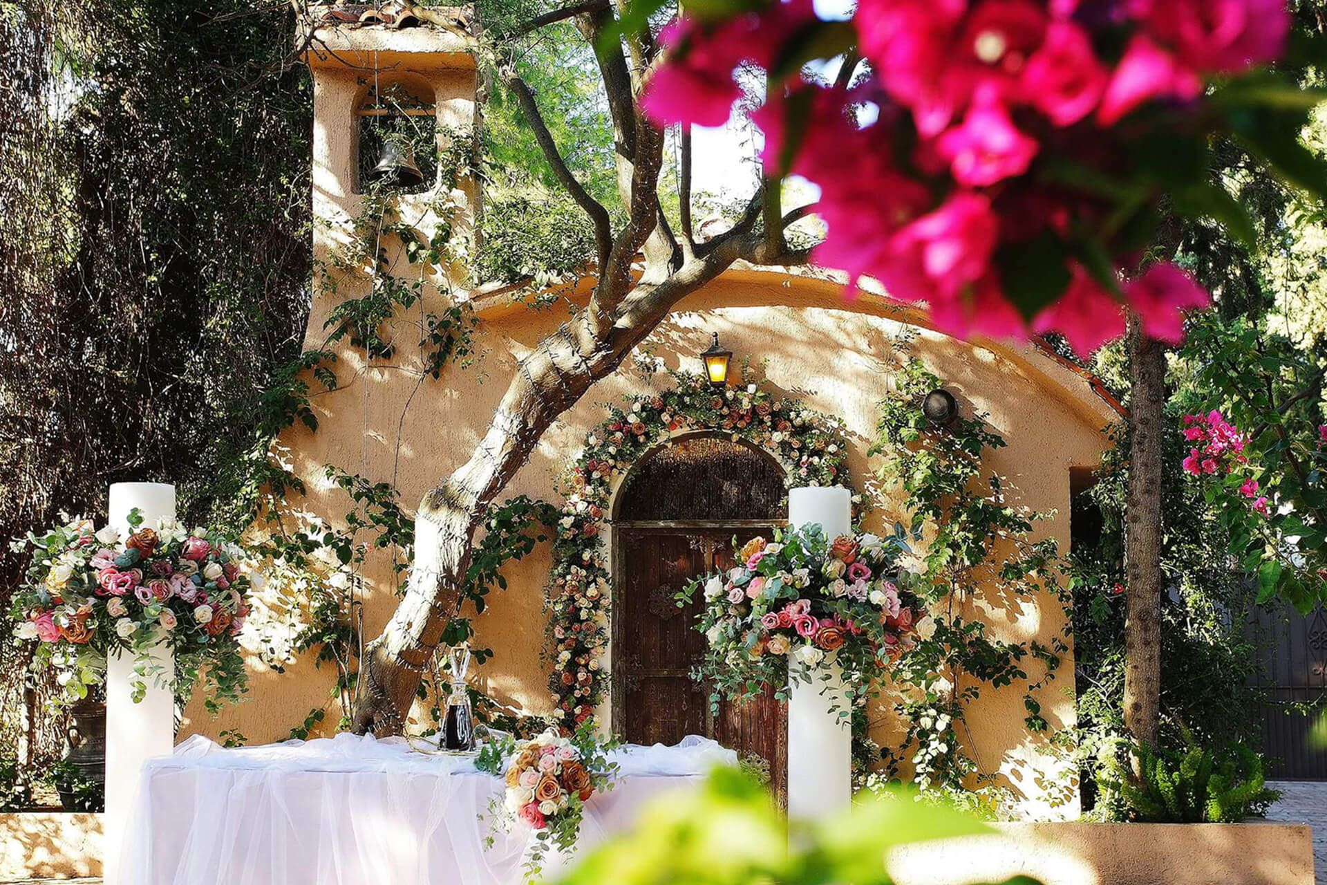 κτηματα γαμου με εκκλησακι