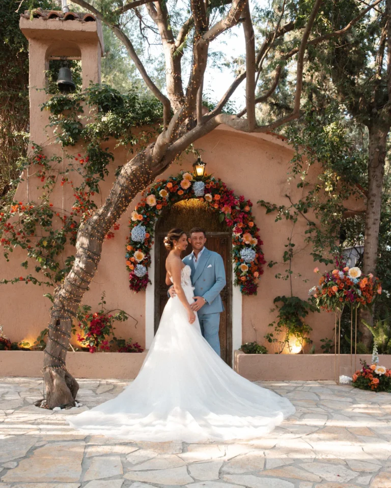 gamos 11 06 2025 ktima kleopatra 200